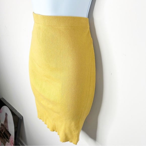 Ports 1961 Women’s Ribbed Knit Mini Skirt Vintage 90s Y2K Mustard Yellow S 2000 - Picture 12 of 13